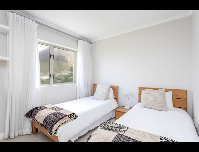2 BEDROOM APARTMENT BLOCK TO LET IN MUIZENBERG